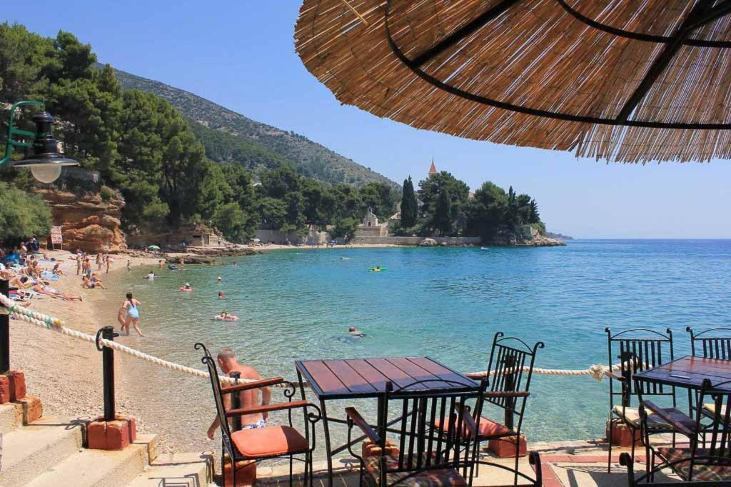 Apartments Soljacic Bol Exterior foto